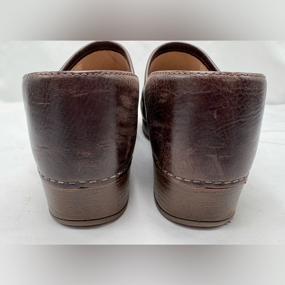 Dansko Professional Tooled Clogs Brown Floral Women's EUR 40 US 9.5/10 - Picture 3 of 6